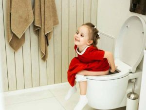 آموزش دستشویی رفتن به کودکان دختر