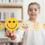 آموزش بیان احساسات به کودکان