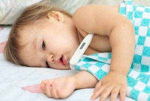 خوراکی های کاهش دهنده تب برای کودکان