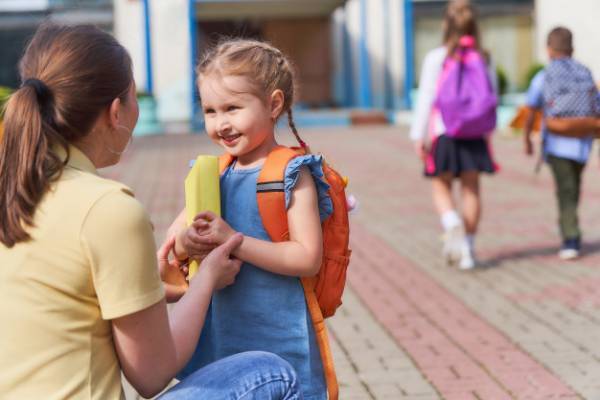 مهد رفتن کودکان