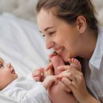 نوزاد از چند ماهگی مادرخود را میشناسد