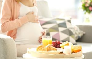بهترین تنقلات برای مادران باردار
