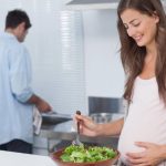 آیا رژیم گرفتن در بارداری مانعی ندارد؟