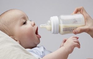 چه زمانی کودک رو از شیر بگیریم؟