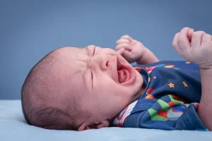 کار نکردن شکم نوزاد