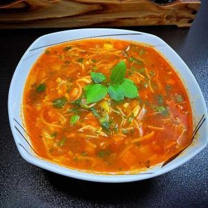طرز تهیه سوپ ورمیشل خوشمزه و مجلسی