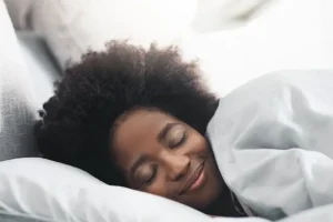 نیاز بیشتر زنان به خواب