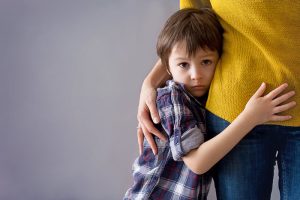 اضطراب جدایی در کودکان پیش دبستانی | علائم و راهکارها