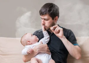آیا سیگاری بودن والدین باعث سرطان نوزاد میشه؟