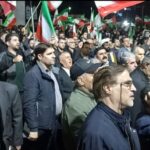 اجتماع مردم سنندج در حمایت از انقلاب اسلامی