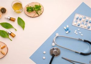 رونمایی از ۱۰۰ فرآورده دارویی سنتی جدید تا پایان سال جاری