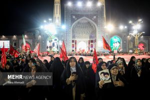 موج ارادت زائران در آیین تشییع رهبر شهید اربعین